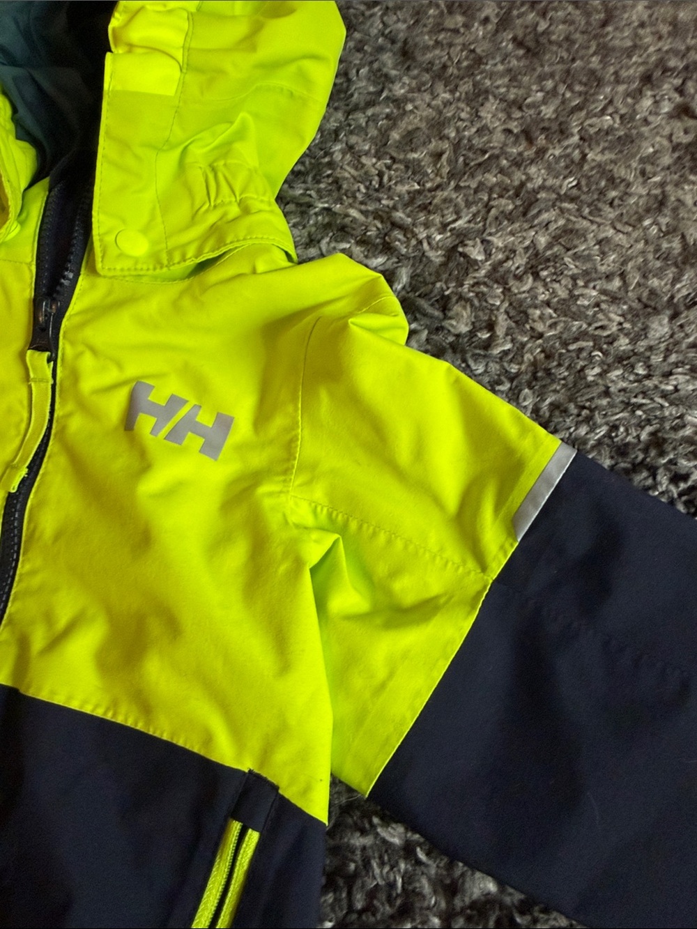 Helly Hansen Kids Lime and Navy Waterproof Hooded Rain Jacket - Picture 7 of 9